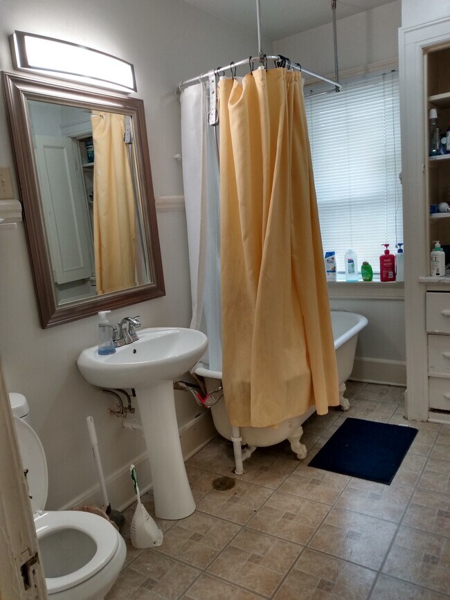 Foto del edificio - 2837 N Cramer St