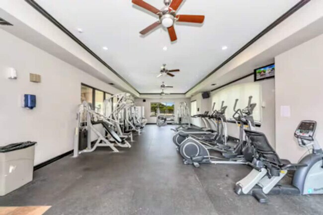 Foto del edificio - 16951 Addison Rd
