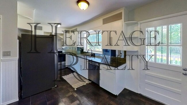 Foto del edificio - Basement rancher on 1 acre for lease!