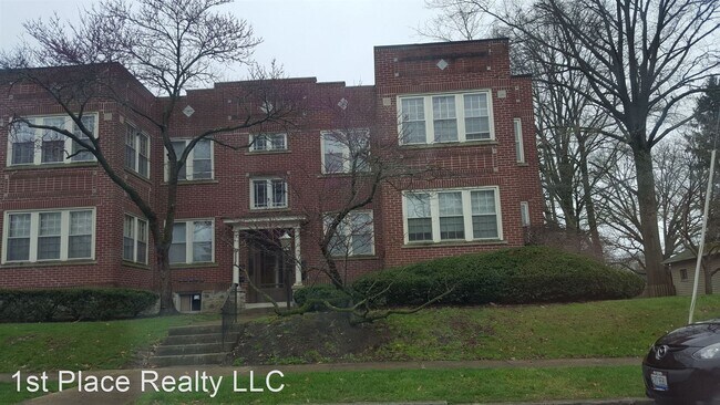 Building Photo - 247 Clinton Heights Ave