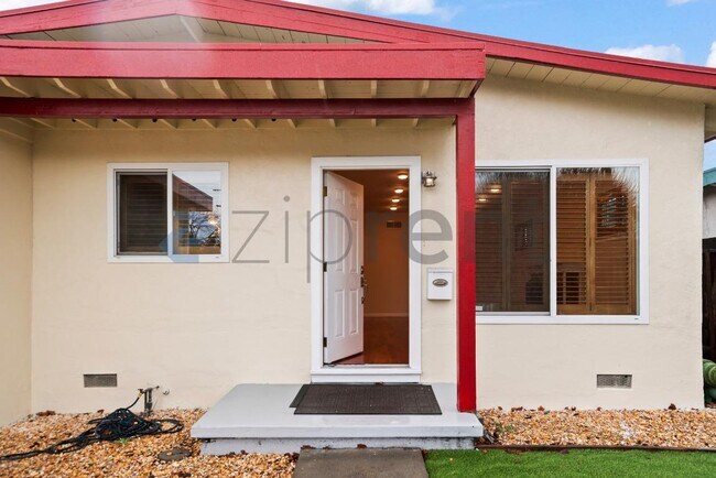 Foto del edificio - 1141 Kiely Blvd