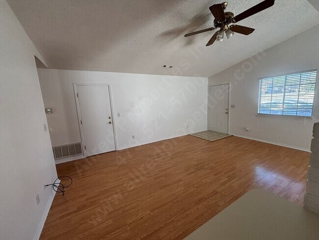 Foto del edificio - 1752 Garland Ave