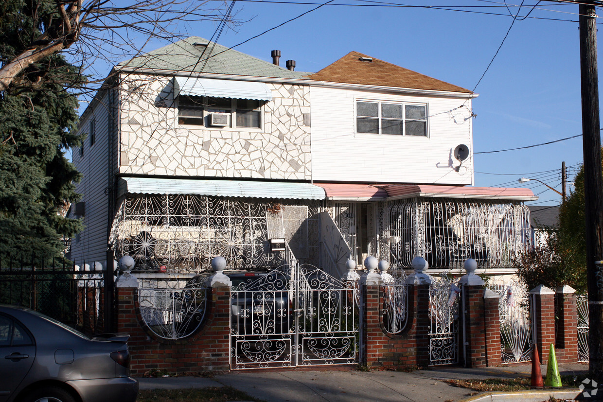 Foto principal - 1891 Lacombe Ave