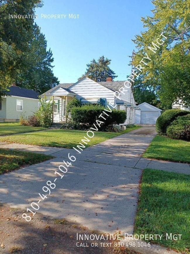 Building Photo - Beautiful two bedroom 1 bath home!