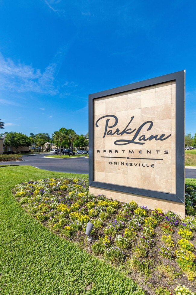 Building Photo - Park Lane Apartments