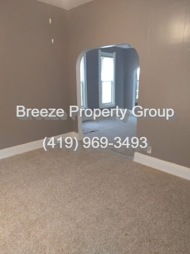 Building Photo - 1371 Felt St