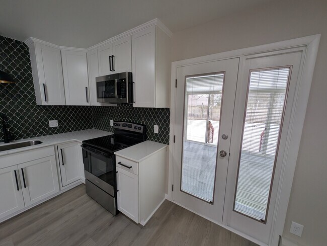 Building Photo - 35 Terrel Dr