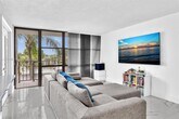Foto principal - 1000 Parkview Dr