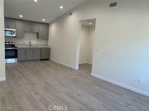 Building Photo - 16055 Gledhill St