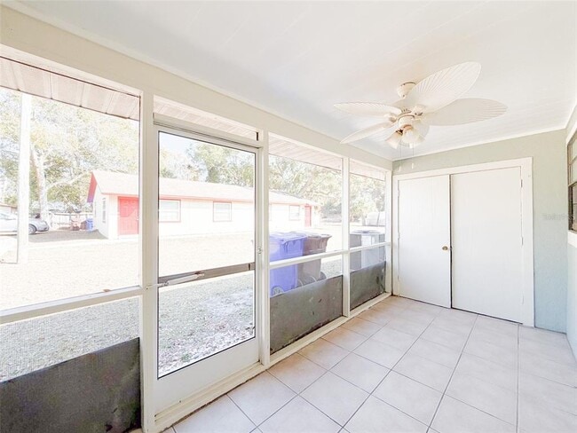 Building Photo - 2017 N Kelley Ave