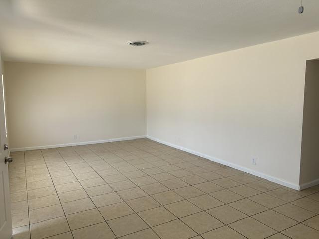 Foto del edificio - 26081 Lawton Ct