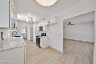 Building Photo - 63 W Windsor Ave