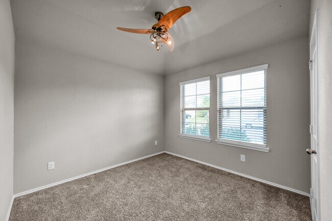 Foto del edificio - 11331 Dawn Beach Ln