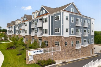 Building Photo - New Bridge Crossing