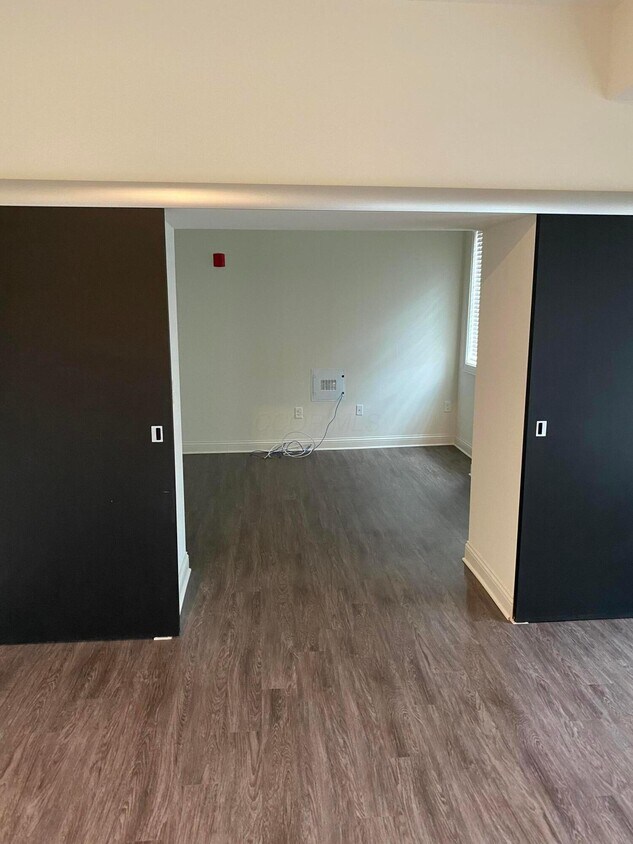 Foto del edificio - 738 Bryden Rd