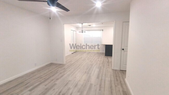 Foto del edificio - 1406 Kimberly Dr