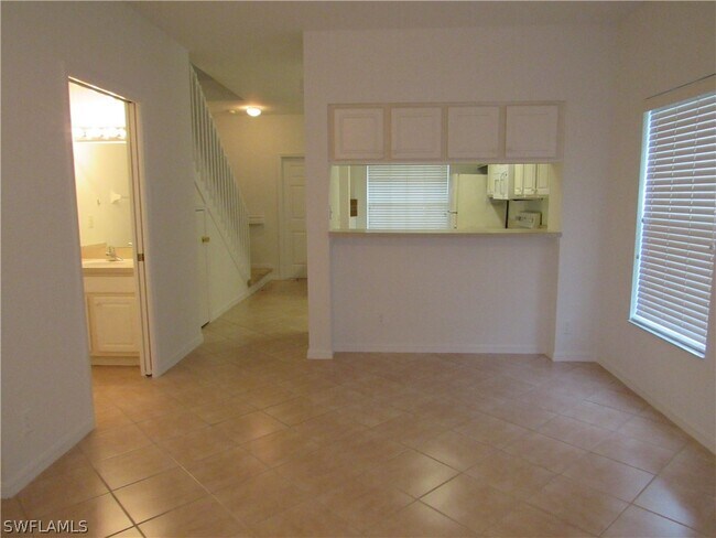 Building Photo - 10066 Poppy Hill Dr