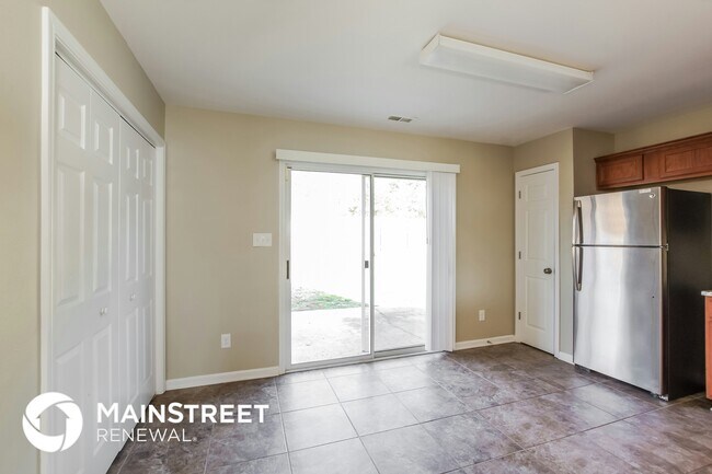 Foto del edificio - 121 N Tanninger Rd