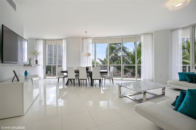 Building Photo - 4100 Island Blvd