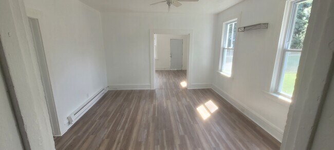Building Photo - 3106 Otokar Ave