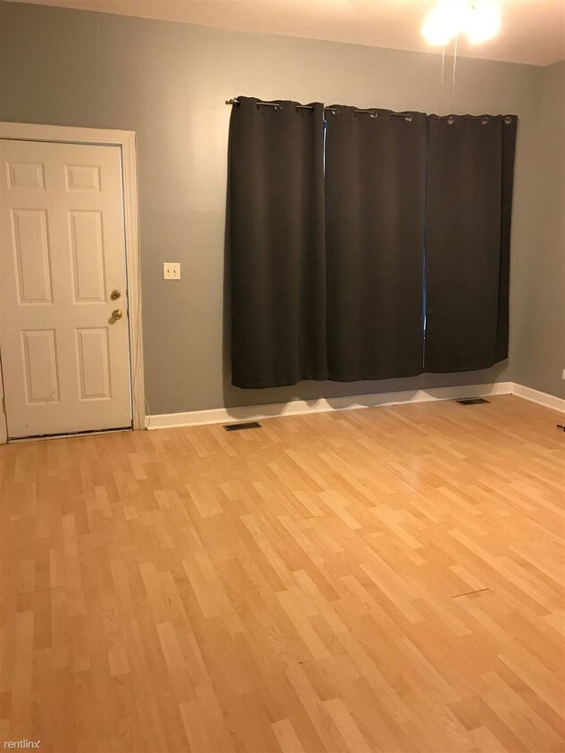 Foto principal - 8632 S Sangamon St
