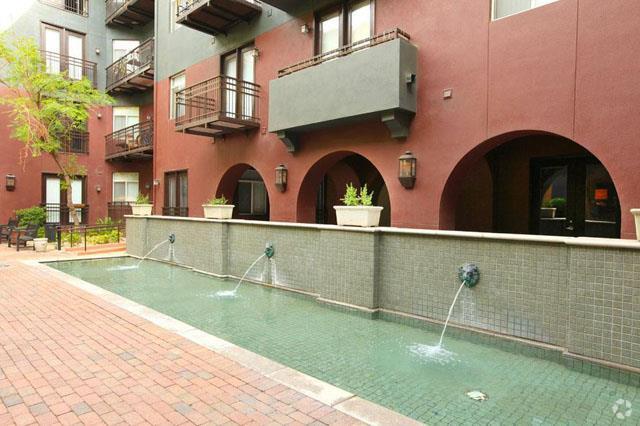Courtyard - Roosevelt Square