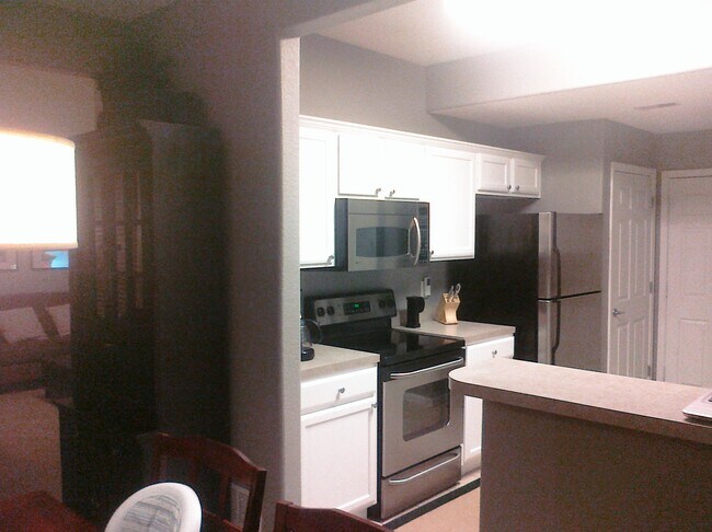 Kitchen - 1405 Legends Court