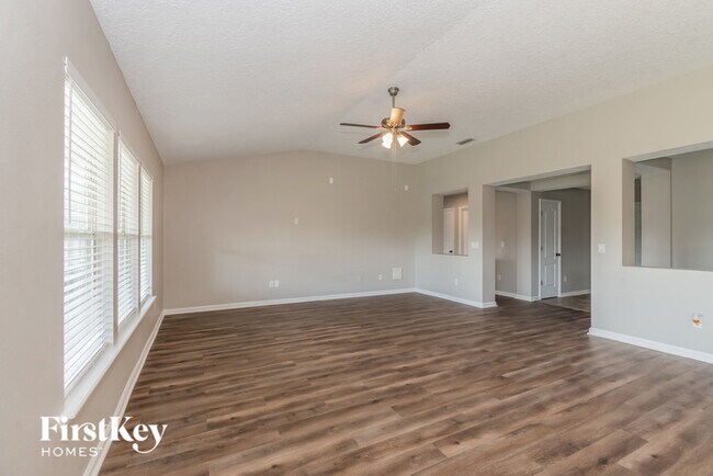 Foto del edificio - 75149 Brookwood Dr