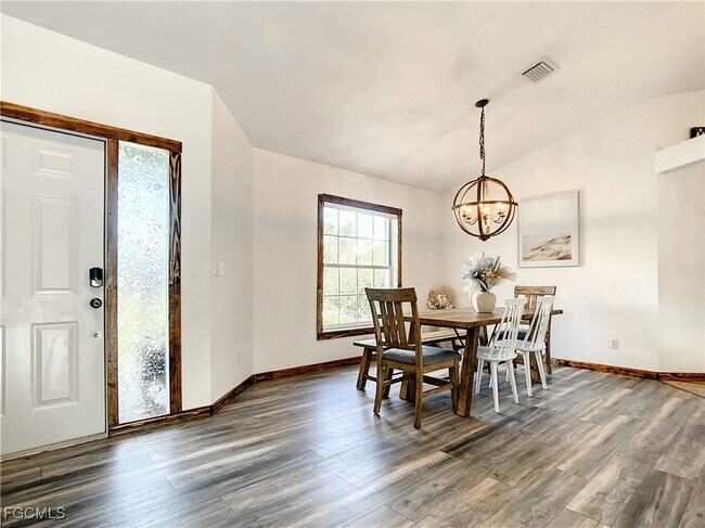 Foto del edificio - 2511 6th St NW