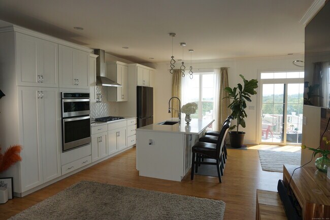 Foto del edificio - 127 Brentwood Cir