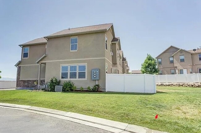 Photo - 13672 S 4805 W (Riverton, UT) Townhome