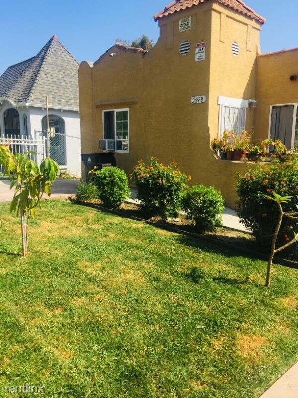 Primary Photo - 1 br, 1 bath Apartment - 3930 W 28th St