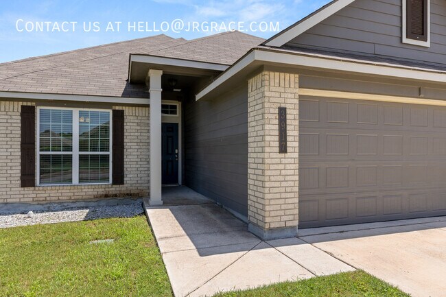 Foto del edificio - 3917 Centerfire Rd