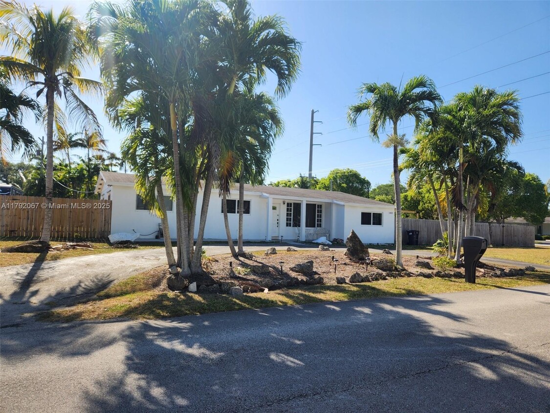 Foto principal - 14400 SW 98th Ave