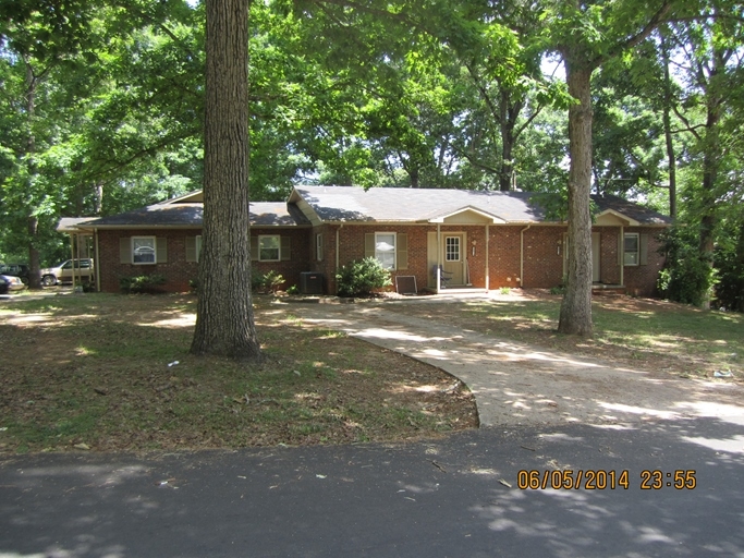 Primary Photo - Grey Oaks Private Residences