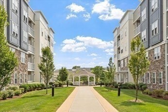 Foto del edificio - 130 University Ave
