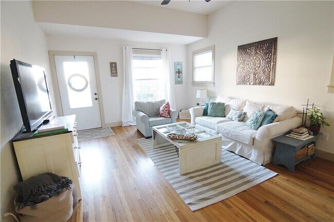 Foto del edificio - 3911 Willbert Rd