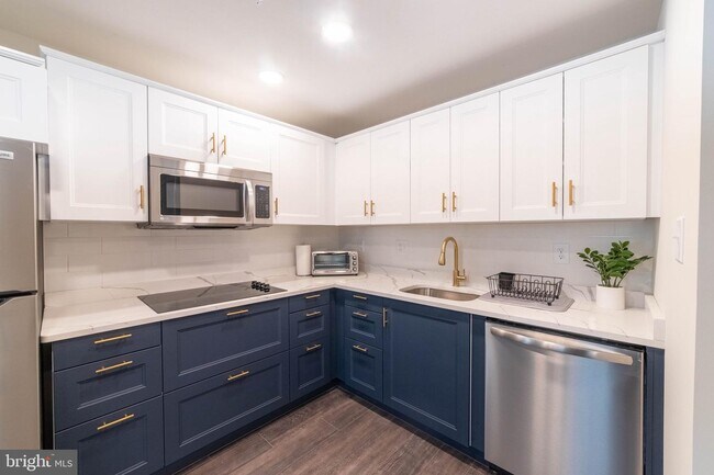 Foto del edificio - 8138 Ridgely Loop