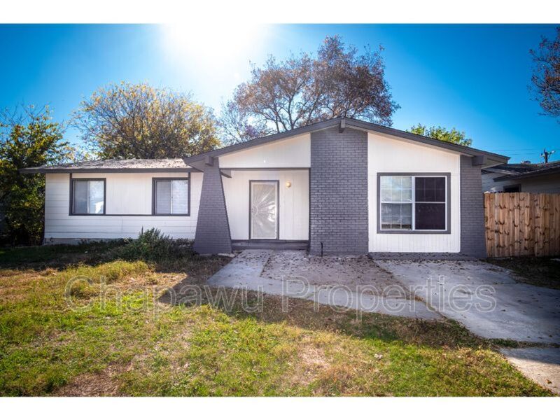Primary Photo - 6916 Shady Grove Dr