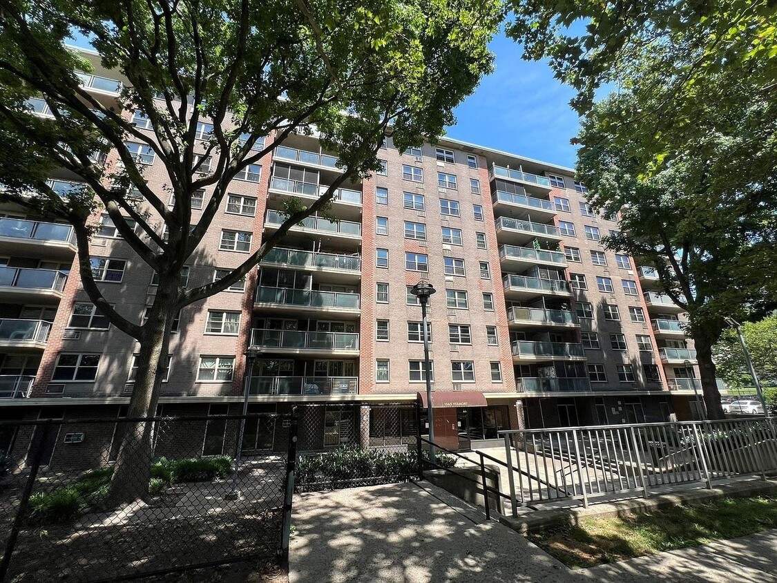 Primary Photo - Charming 1BR Condo in Brooklyn