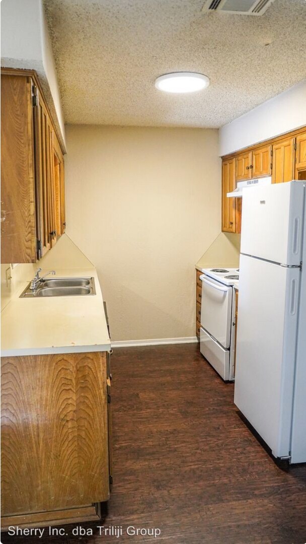 Foto del edificio - E 105-107 Eldorado