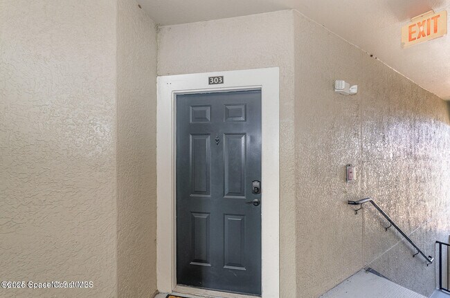 Building Photo - 1777 Sophias Dr