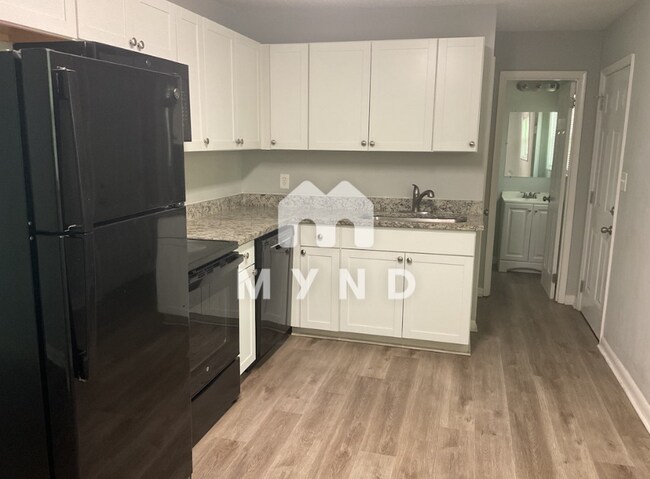 Building Photo - 1317 Fern Forest Dr