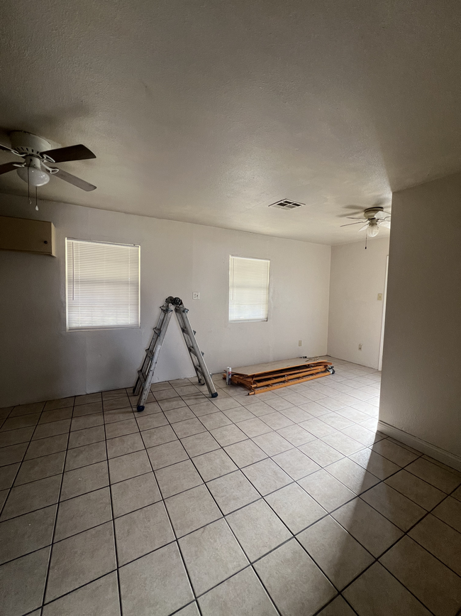 Dining Room - 3144 SW 28th St