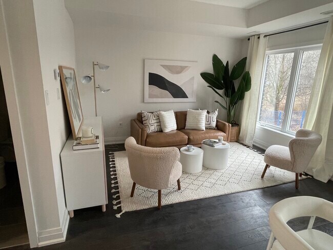 Photo du bâtiment - Modern Urban Towns Now Leasing!