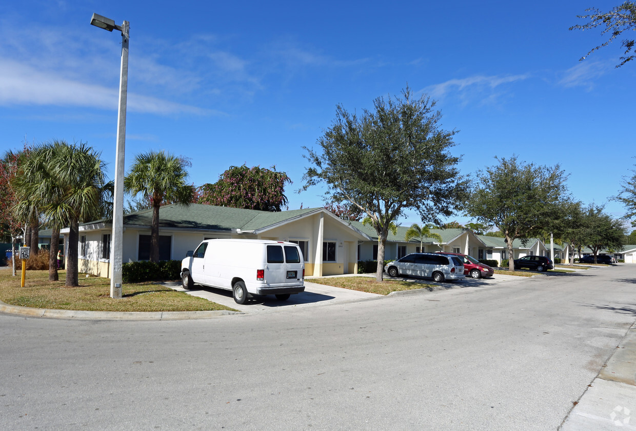 Building Photo - Main Street Village