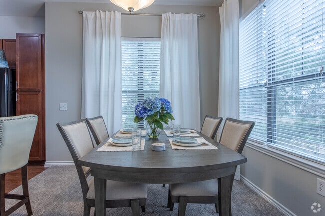 2 BR, 2 BA - 1243-1250 SF - Palazzo at Cypresswood