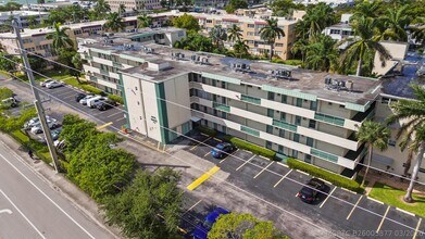 Building Photo - 1333 E Hallandale Beach Blvd