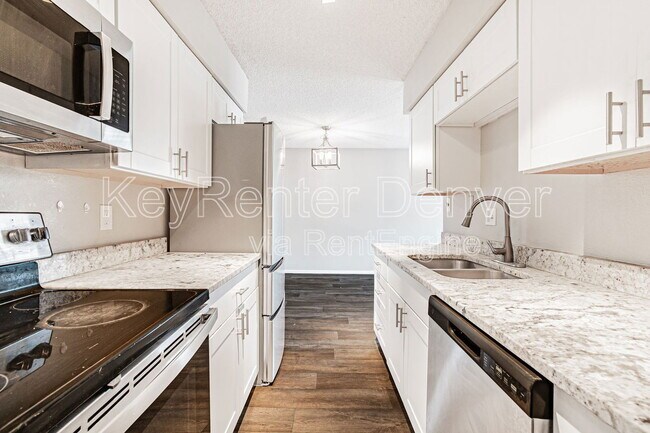 Foto del edificio - 7755 E Quincy Ave