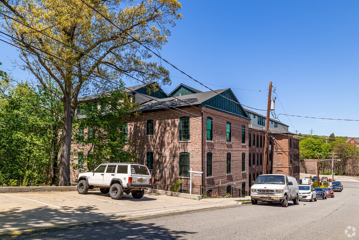Building Photo - Packard Lofts Apartments